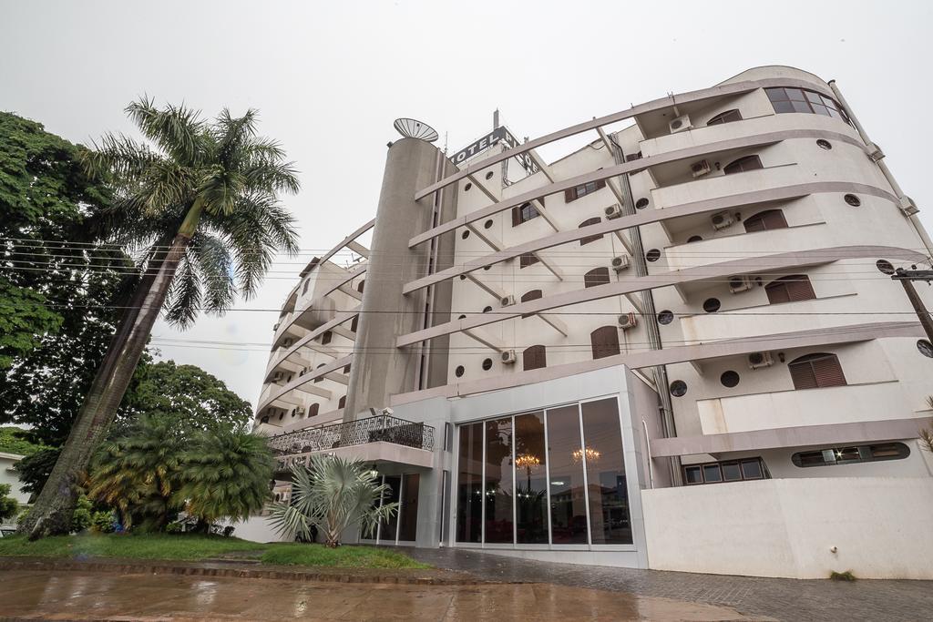 Piloes Palace Hotel Mineiros Buitenkant foto
